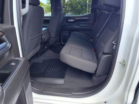 Used 2023 Chevrolet Silverado 1500 LT image 12