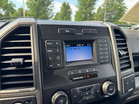Used 2022 Ford F350 XL w/ Power Equipment Group AWD/4WD image 10