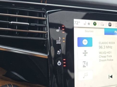 Used 2024 Jeep Grand Wagoneer L Series III image 5