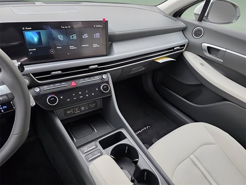 New 2026 Hyundai Sonata SEL image 17