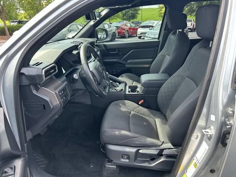 Used 2024 Toyota Tacoma SR5 AWD/4WD image 20