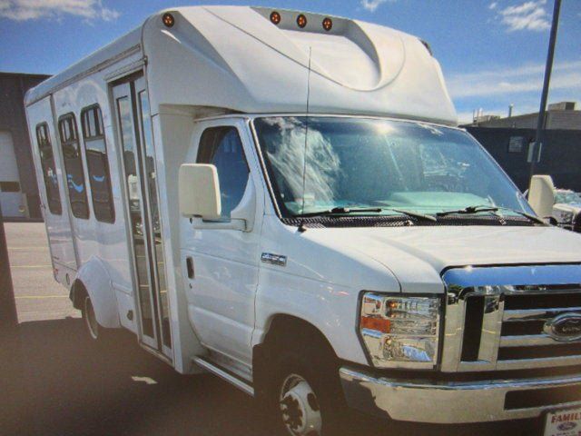 Used 2018 Ford E-350 and Econoline 350 Super Duty w/ Shuttle Bus Prep Package RWD image 5