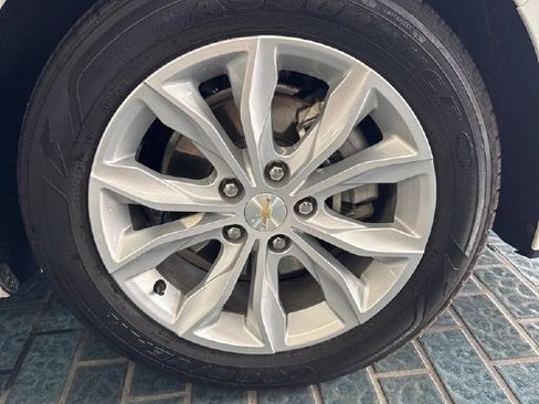 Used 2025 Chevrolet Malibu LT image 19