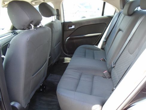 Used 2012 Ford Fusion SE image 9