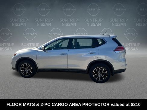 Used 2015 Nissan Rogue S AWD/4WD image 2