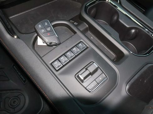 New 2026 GMC Sierra 2500 AT4 w/ Technology Package AWD/4WD image 39