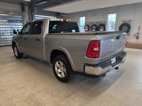 Used 2025 RAM 1500 Big Horn AWD/4WD image 8
