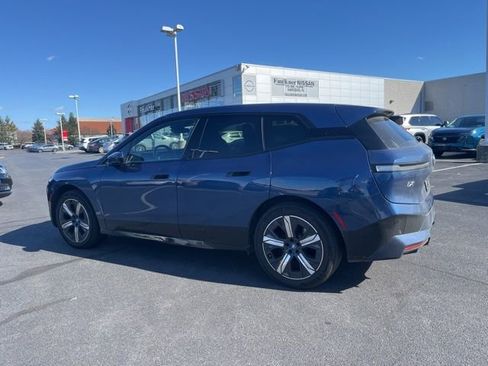 Used 2024 BMW iX xDrive50 w/ Sport Package image 4