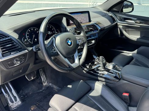 Used 2019 BMW X4 M40i w/ Premium Package image 17