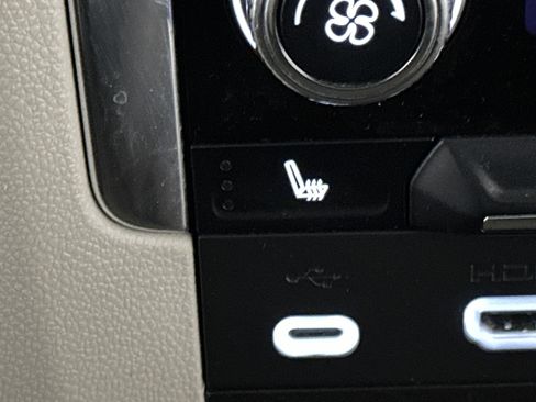 Used 2021 GMC Yukon Denali image 26