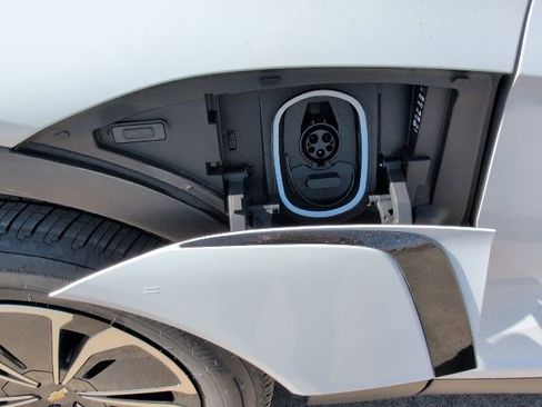 New 2026 Chevrolet Blazer EV LT FWD image 30