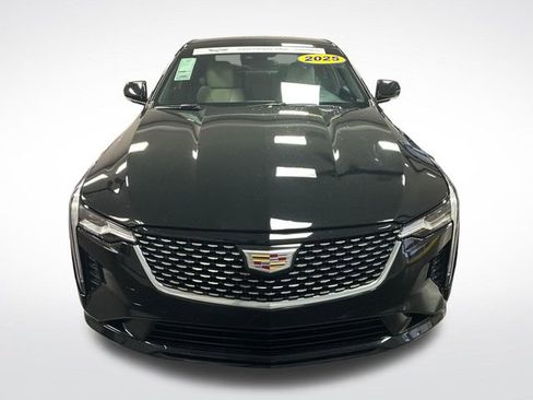 Certified 2025 Cadillac CT4 Luxury RWD image 8