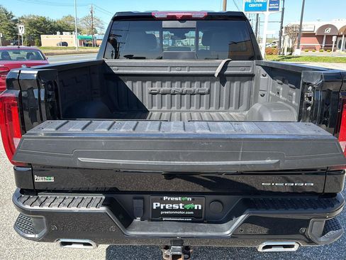 Used 2023 GMC Sierra 1500 Denali image 7