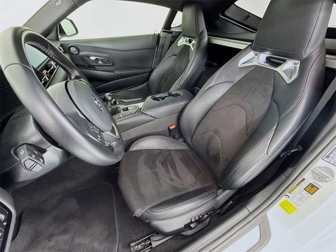 Used 2024 Toyota Supra 3.0 image 5