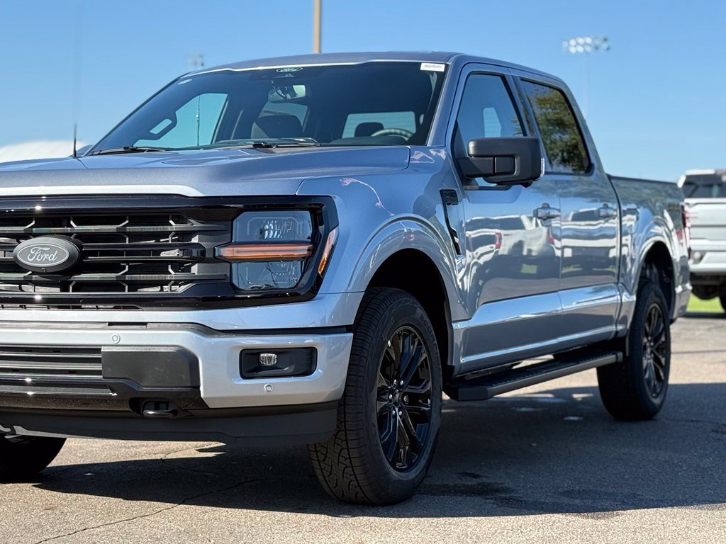 New 2026 Ford F150 XLT w/ Equipment Group 302A MID AWD/4WD image 40