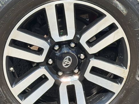 Used 2018 Toyota 4Runner Limited AWD/4WD image 6
