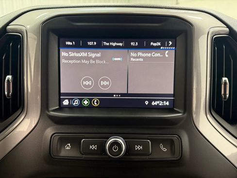 Used 2022 Chevrolet Silverado 2500 Custom w/ Custom Value Package image 23