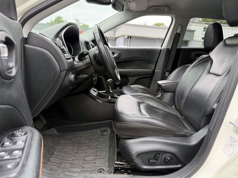 Used 2019 Jeep Compass Limited FWD image 8