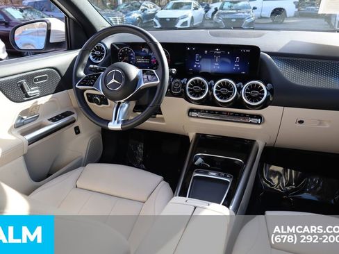 Used 2025 Mercedes-Benz GLA 250 4MATIC image 27