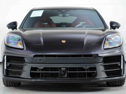 Used 2024 Porsche Panamera image 7