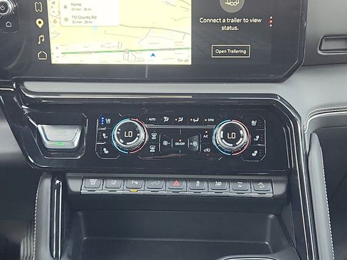 Used 2026 GMC Sierra 2500 AT4X AWD/4WD image 18