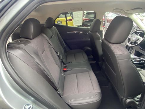 Used 2023 Buick Envision Preferred AWD/4WD image 37