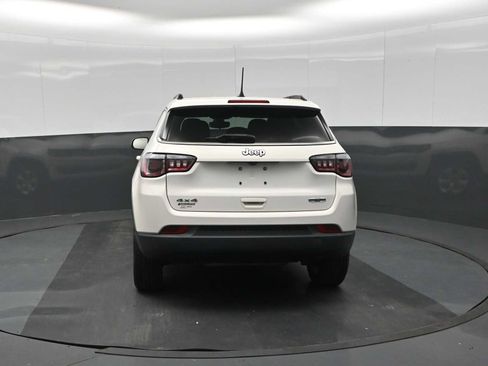 Used 2020 Jeep Compass Latitude AWD/4WD image 8