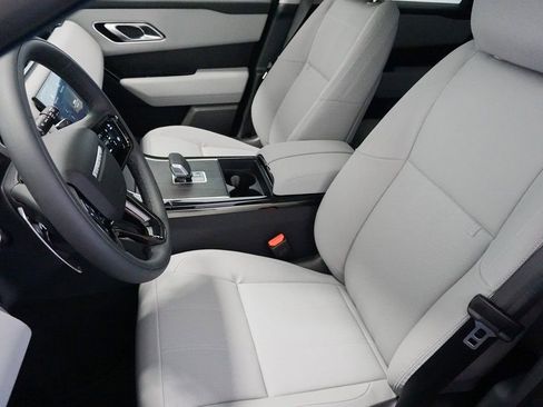 Used 2025 Land Rover Range Rover Velar Dynamic SE image 19