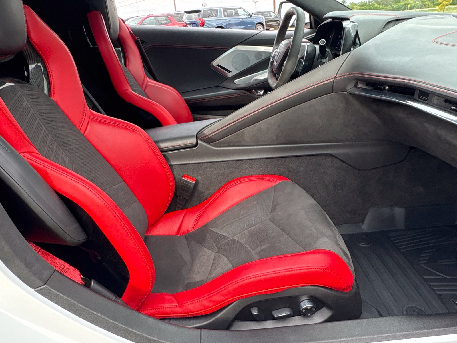 Used 2020 Chevrolet Corvette Stingray Premium Cpe w/ 3LT Preferred Equipment Group RWD image 20