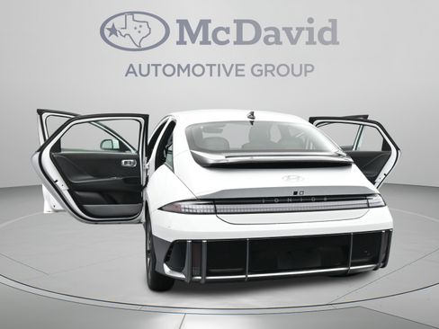 Used 2024 Hyundai Ioniq 6 SEL RWD image 43
