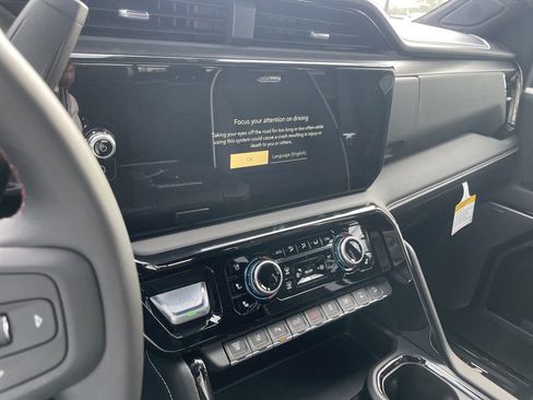 New 2026 GMC Sierra 2500 AT4X image 17