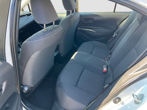 Used 2023 Toyota Corolla LE w/ LE Convenience Package FWD image 11