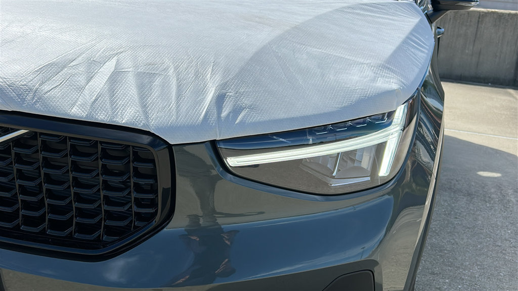 New 2026 Volvo XC40 B5 Core w/ Climate Package AWD/4WD image 7
