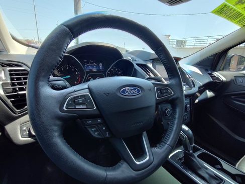 Used 2019 Ford Escape Titanium AWD/4WD image 19