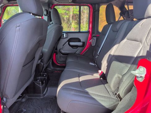 Used 2020 Jeep Wrangler Unlimited Sport S AWD/4WD image 32