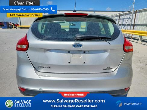 Used 2015 Ford Focus SE image 8