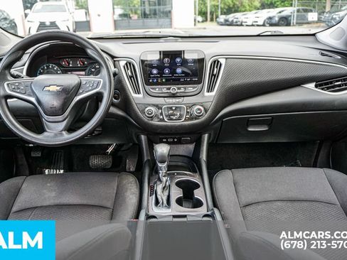 Used 2022 Chevrolet Malibu LS FWD image 25