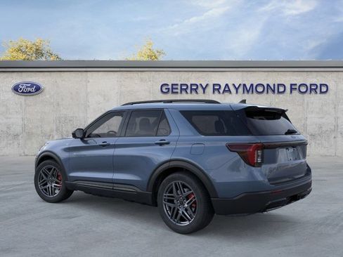 New 2026 Ford Explorer ST-Line w/ ST-Line Street Pack AWD/4WD image 5