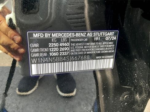 Used 2025 Mercedes-Benz GLA 35 AMG 4MATIC image 25