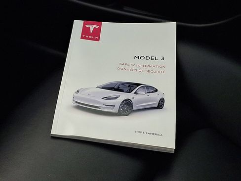 Used 2023 Tesla Model 3 Standard Range RWD image 25