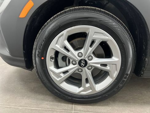 Used 2022 Hyundai Kona SEL AWD/4WD image 29