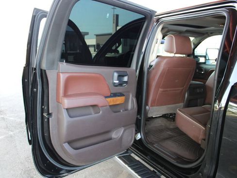Used 2016 Chevrolet Silverado 2500 High Country w/ Duramax Plus Package AWD/4WD image 13