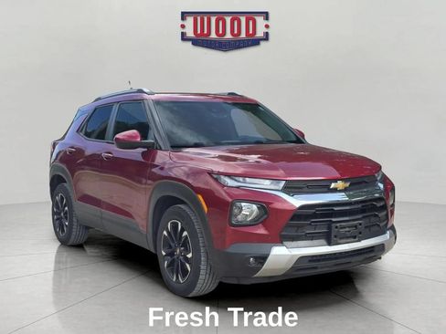 Used 2021 Chevrolet TrailBlazer LT w/ Convenience Package FWD image 1