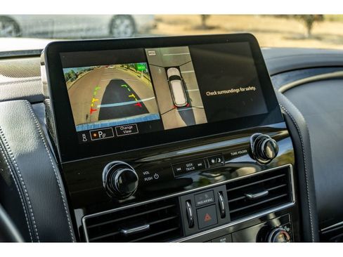 Used 2024 INFINITI QX80 Luxe image 24