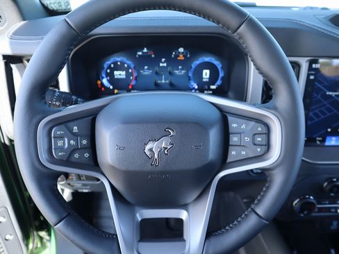 New 2025 Ford Bronco Outer Banks image 3