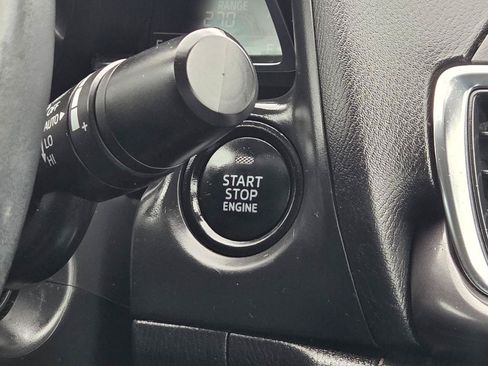 Used 2017 MAZDA MAZDA3 Grand Touring w/ Premium Equipment Package FWD image 26