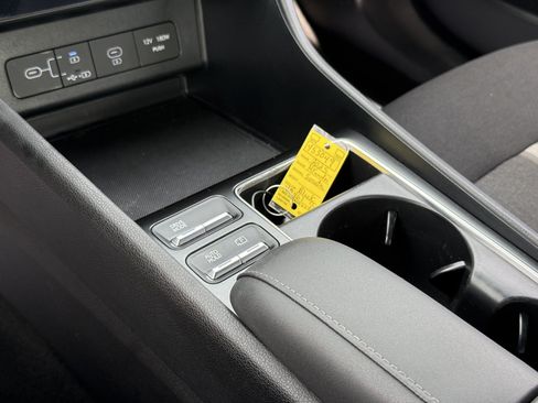Used 2025 Hyundai Sonata SEL FWD image 18