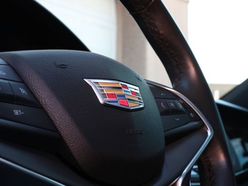 Used 2018 Cadillac CT6 Luxury image 26