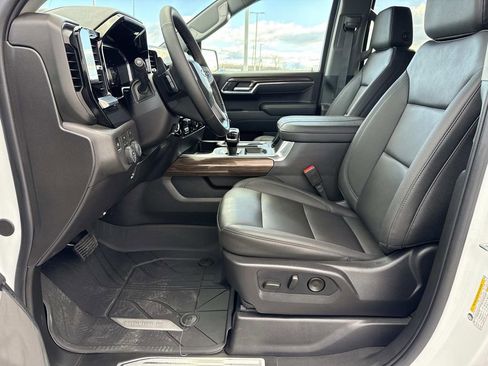 New 2026 Chevrolet Silverado 1500 LT w/ Leather Package AWD/4WD image 9