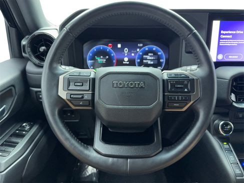 Used 2024 Toyota Land Cruiser image 18